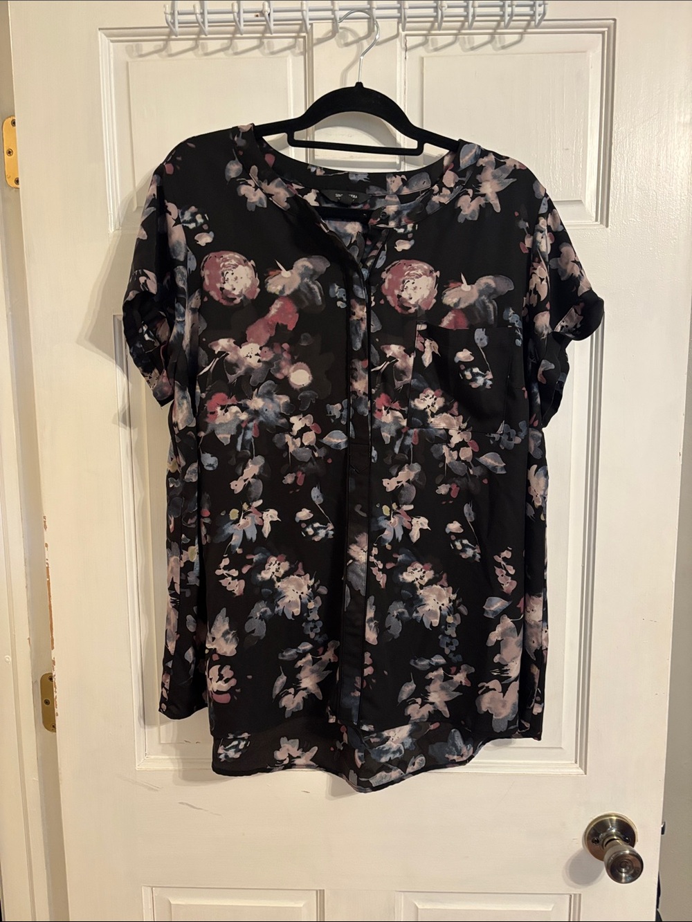 Simply Vera Vera Wang Black Floral Short-Sleeve Blouse